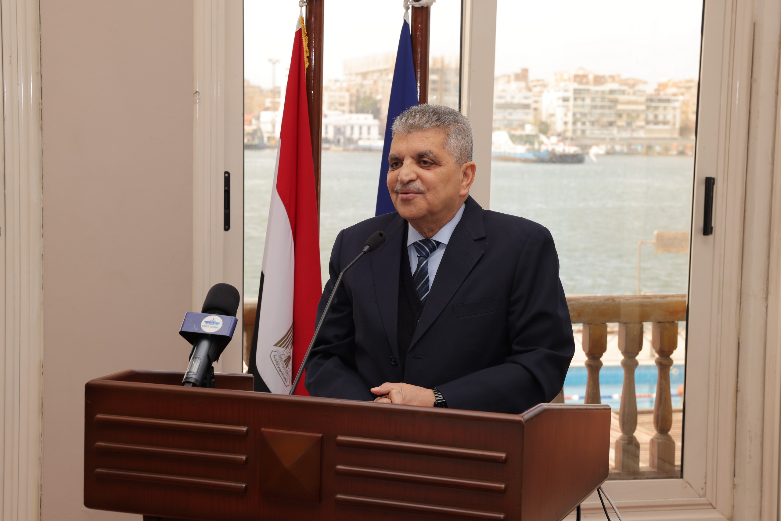 الفريق أسامة ربيع رئيس هيئة قناة السويس