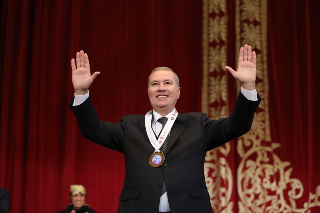 الكاتب التونسي نزار شقرون