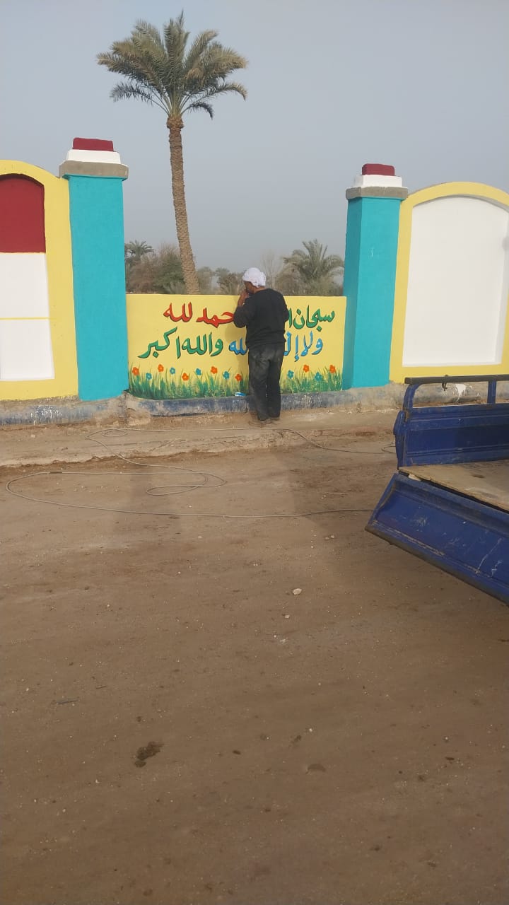 بدء تجميل مداخل قرى العياط والشوارع الرئيسية (6)