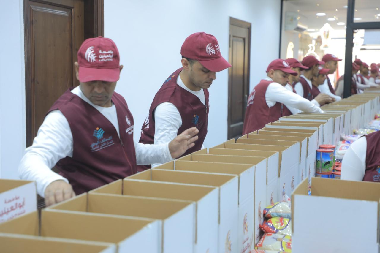 تعبئة وتوزيع أكثر من 350 ألف شنطة رمضانية (2)