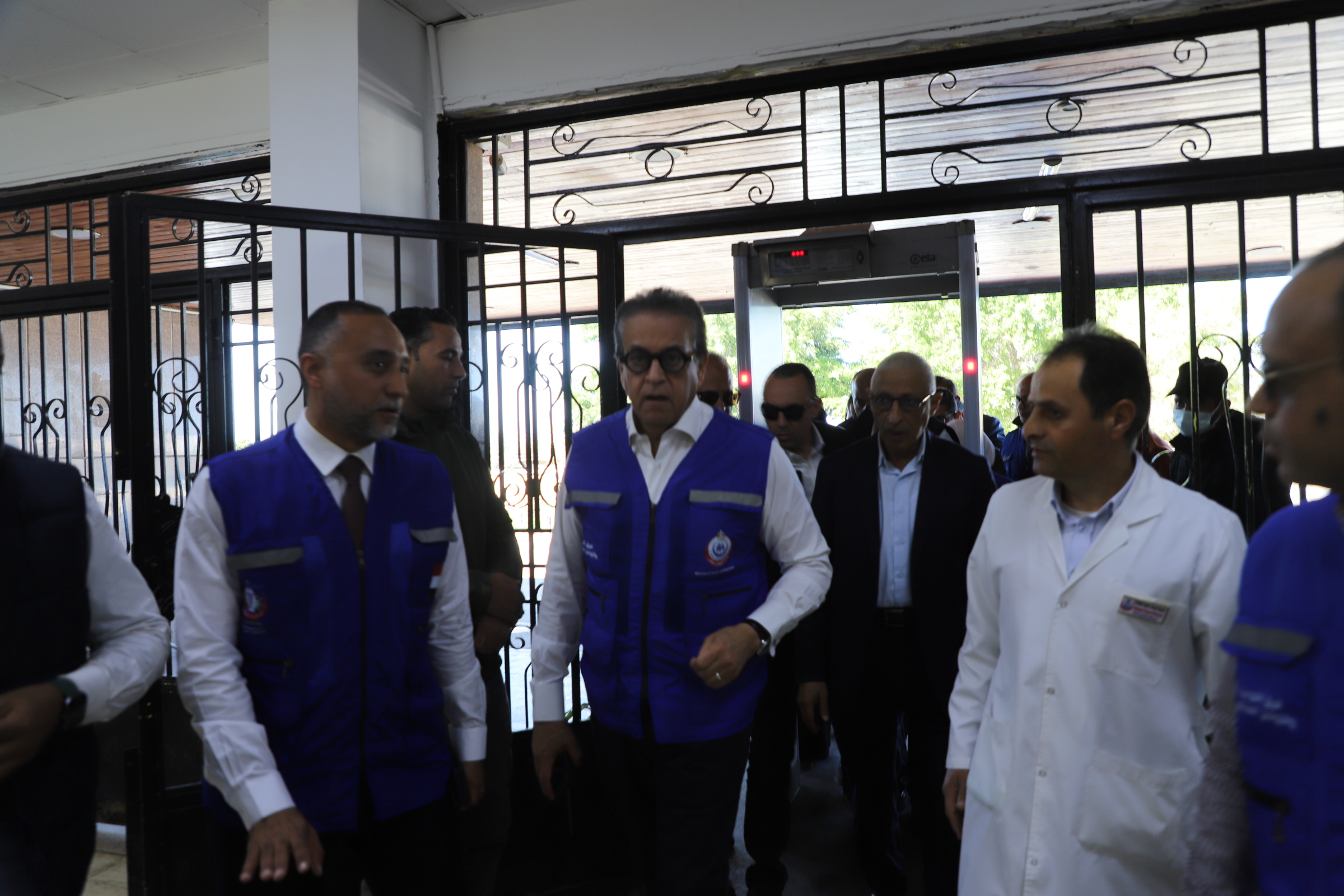 تفقد وزير الصحة مستشفي الشيخ زويد 