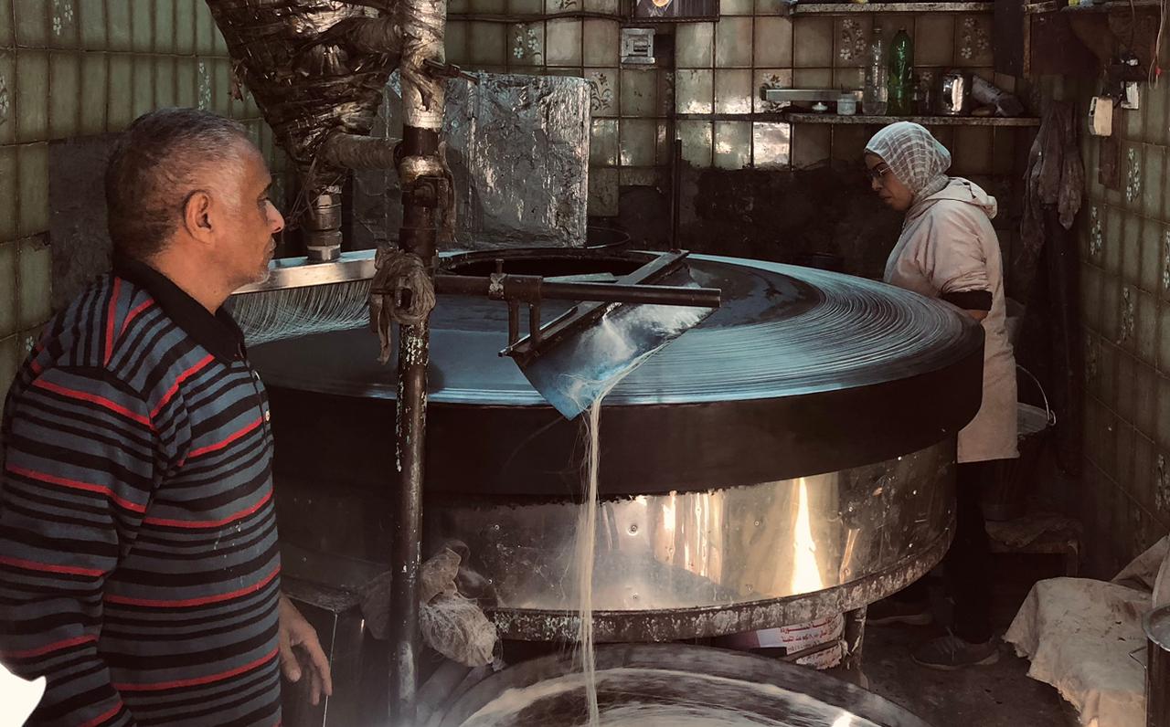 محل كنافة لم تغلق أبوابه منذ أكثر من قرن