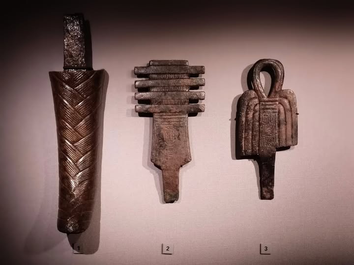 القطع الأثرية القطع الأثرية