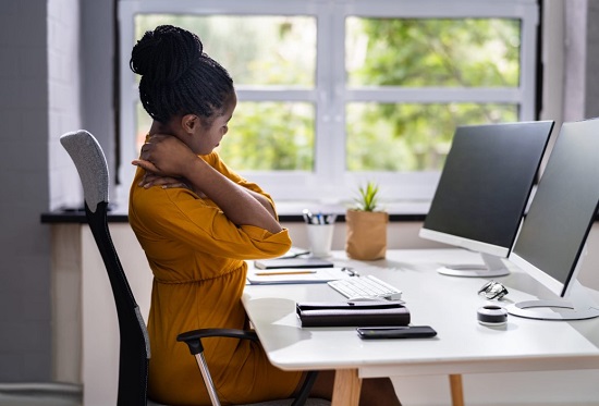 الجلوس لفترة طويلة على المكتب الجلوس لفترة طويلة على المكتب