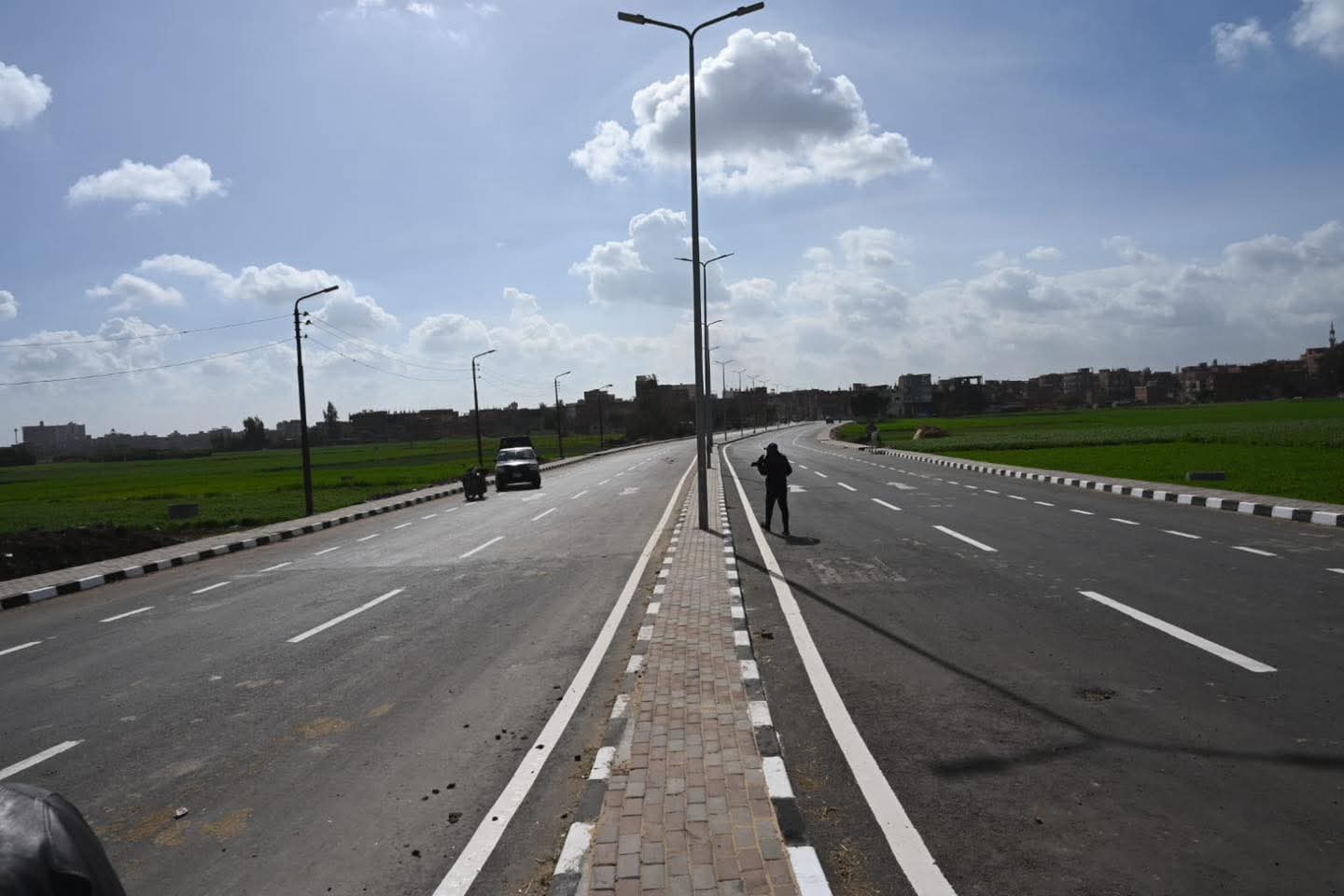 أعمال رصف الطرق 