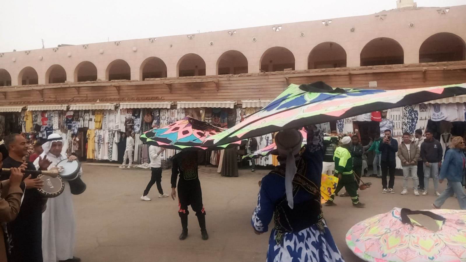 ساحة الدخول لمعابد فيله