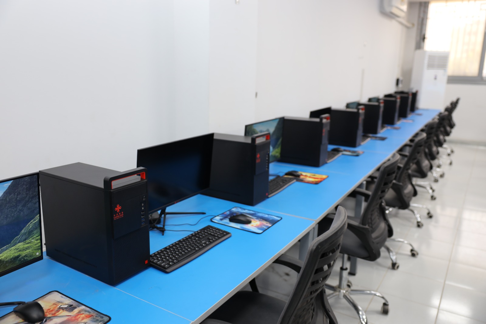 انتهاء الاستعدادات لاستقبال طلاب جامعة قناة السويس فى الفصل الدراسى الثانى (4)