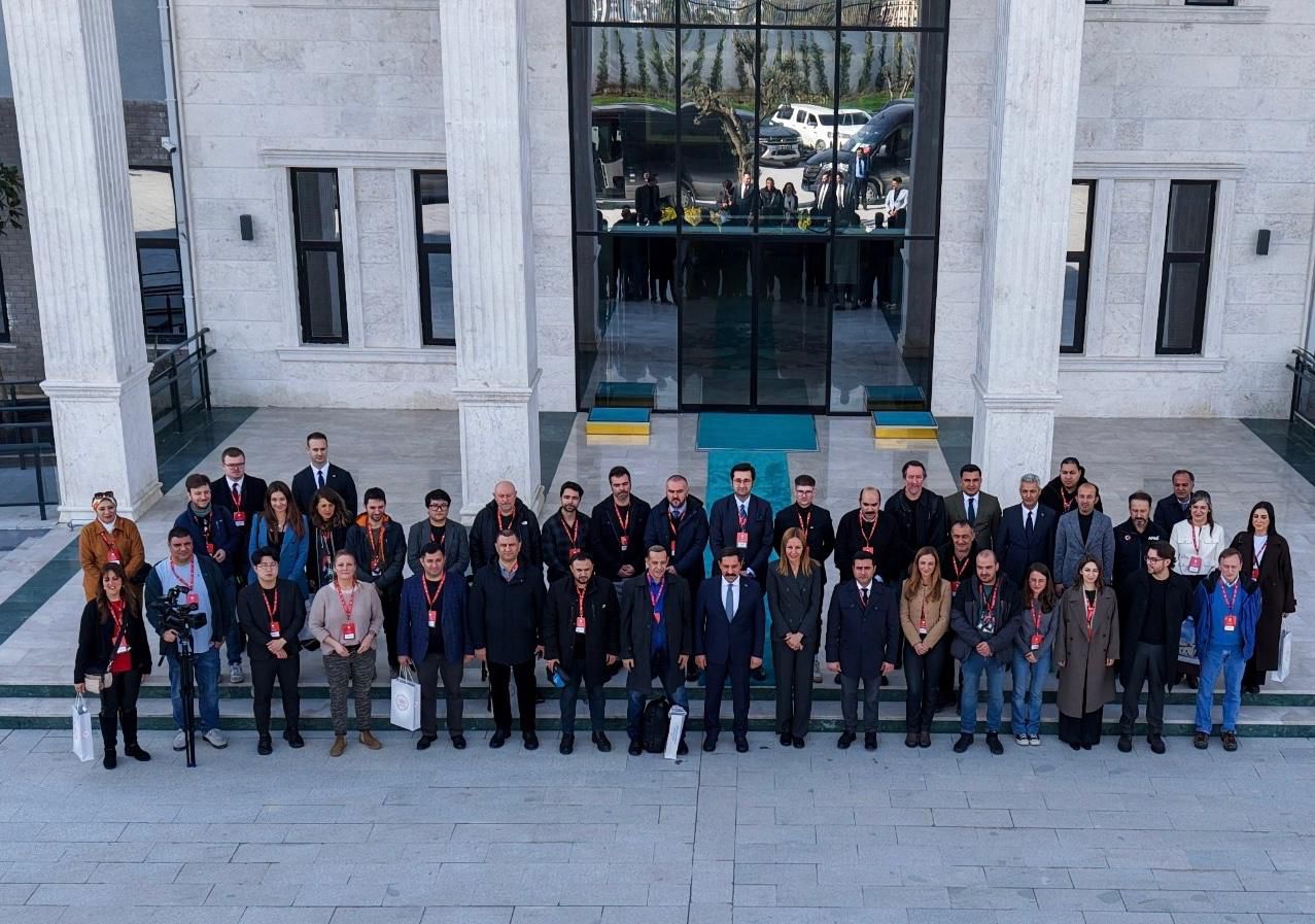 المشاركون في الزيارة