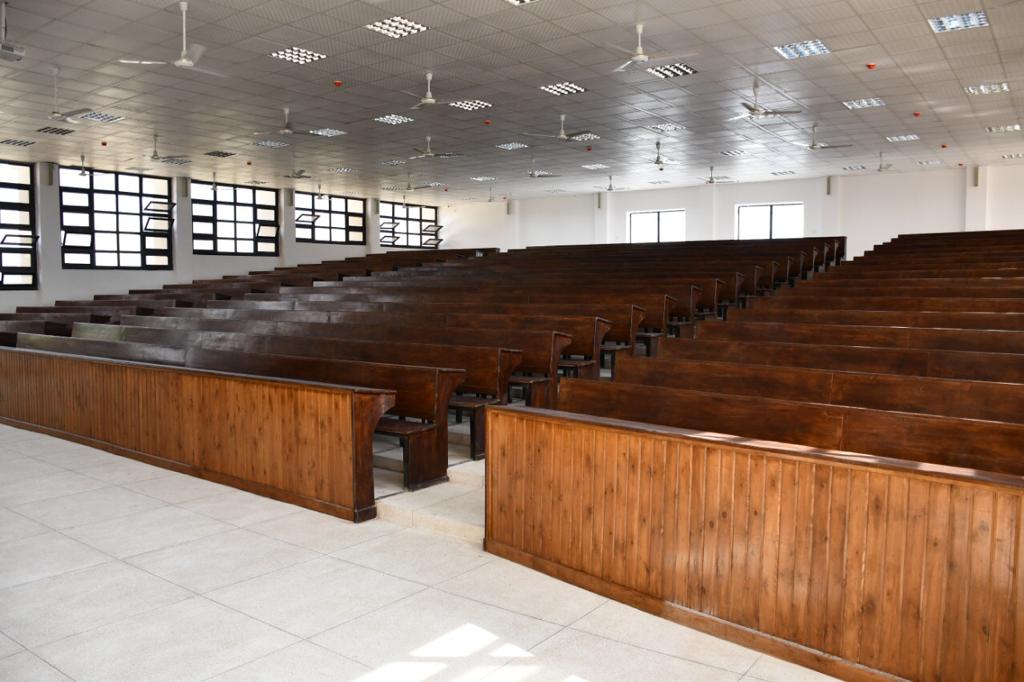 انتهاء الاستعدادات لاستقبال طلاب جامعة قناة السويس فى الفصل الدراسى الثانى (5)