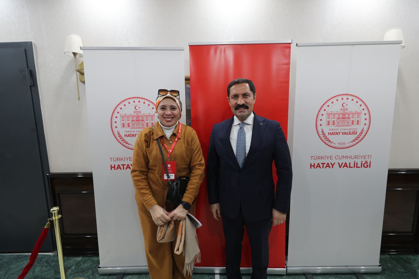 حاكم هاتاى مع الزميلة رباب فتحي