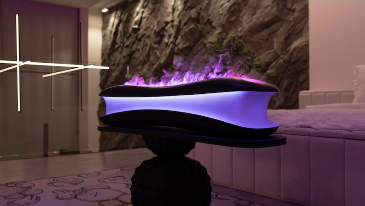 أشبه بالقطعة الفنية