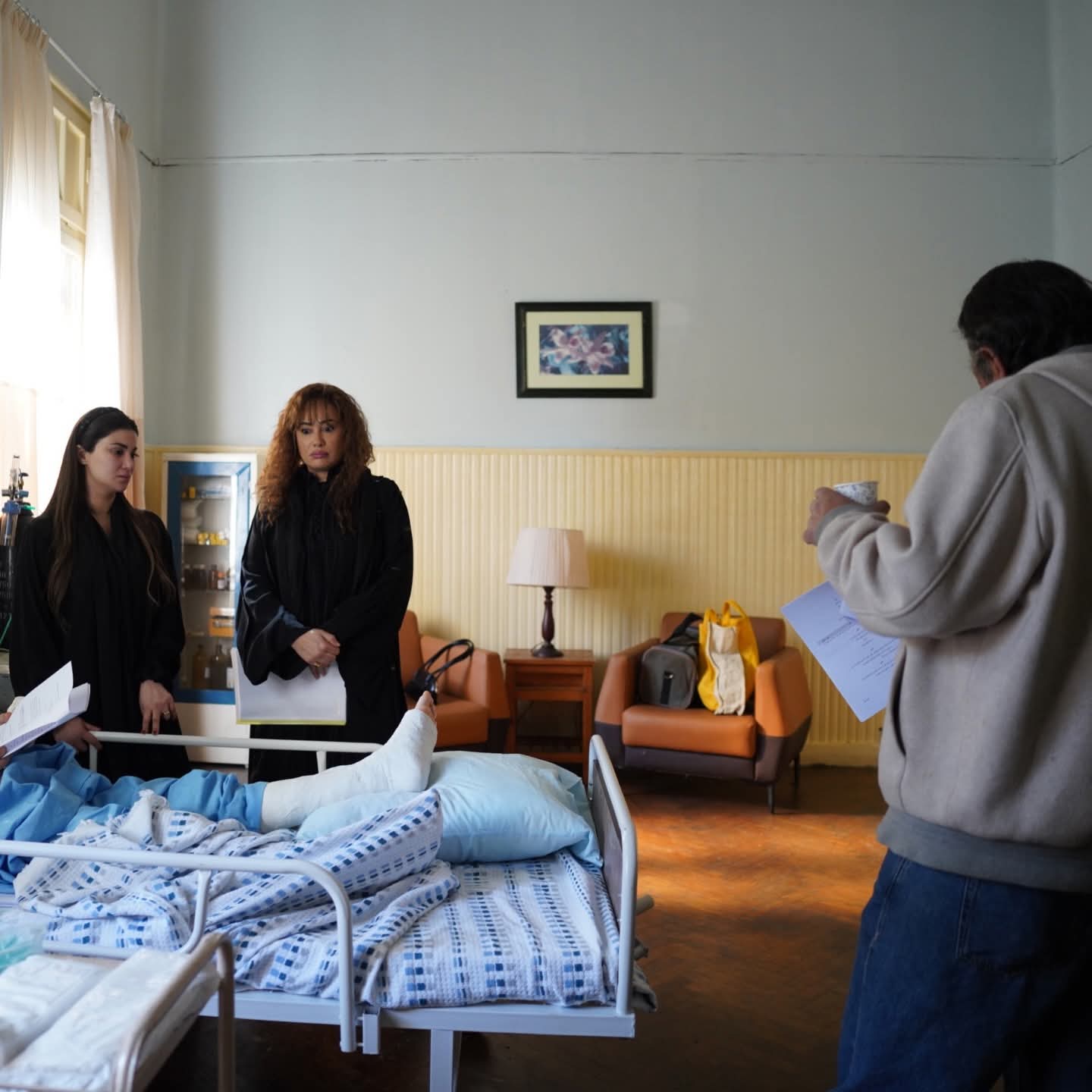 هدى الاتربي تنشر صور جديدة من كواليس مناعة (1)