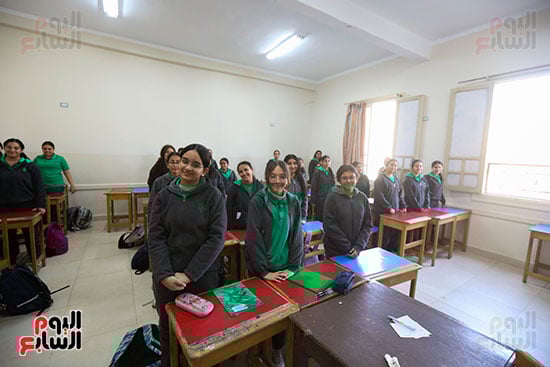 بداية الفصل الدراسي الثاني (42)