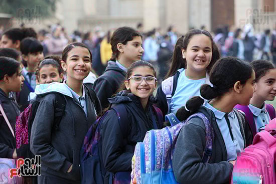 بداية الفصل الدراسي الثاني (15)