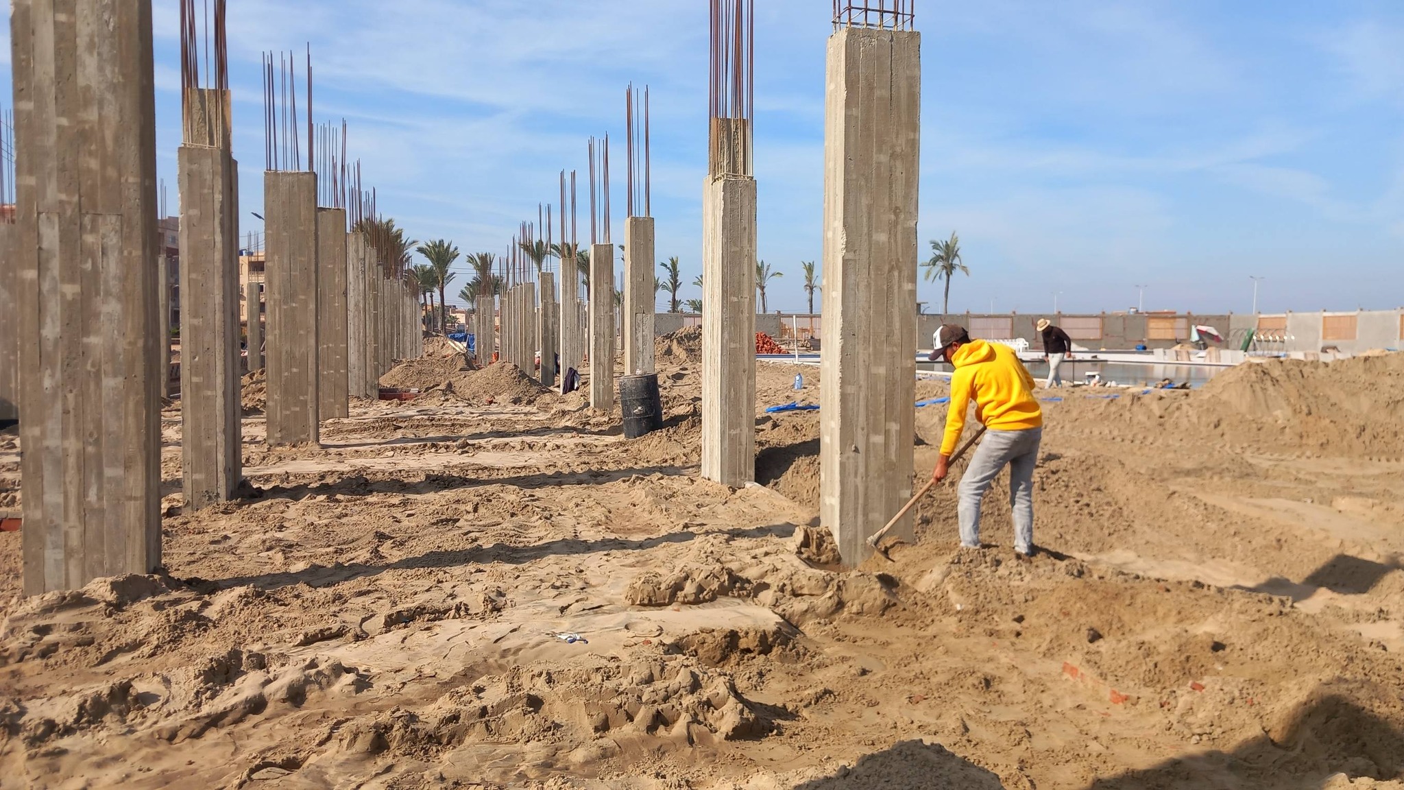 إنشاء أكوا بارك بشاطئ النرجس وما يضمه من محتويات متعددة إنشاء أكوا بارك بشاطئ النرجس وما يضمه من محتويات متعددة