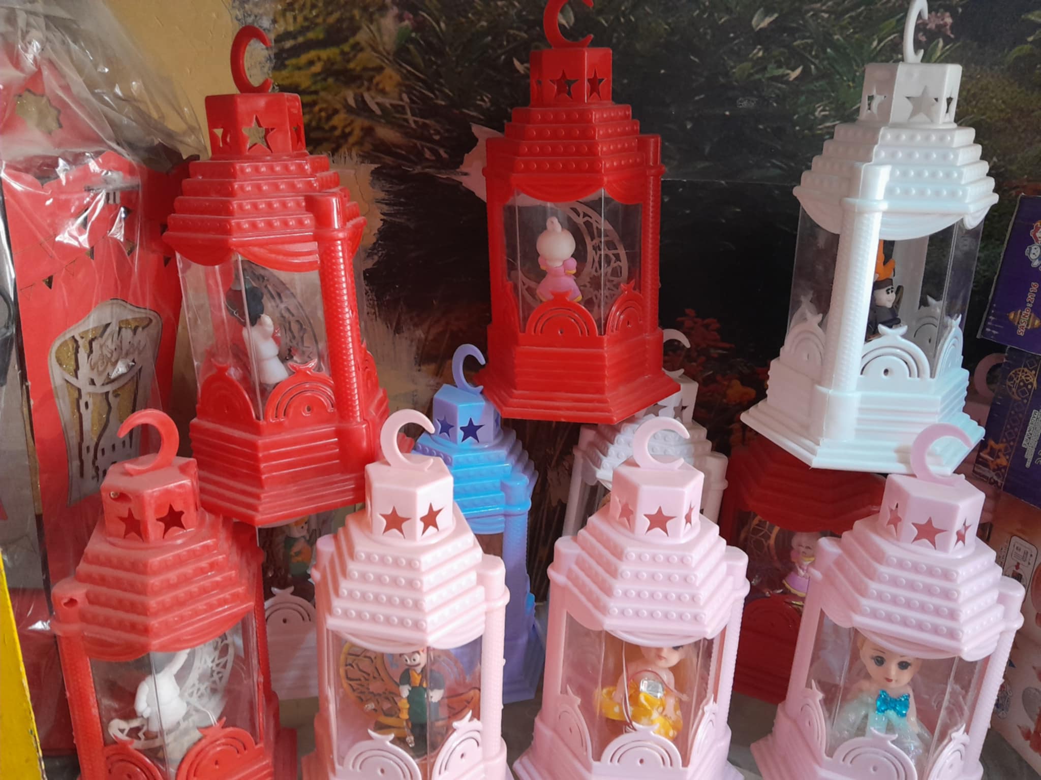 فوانيس رمضان فى مدن سوهاج (6)