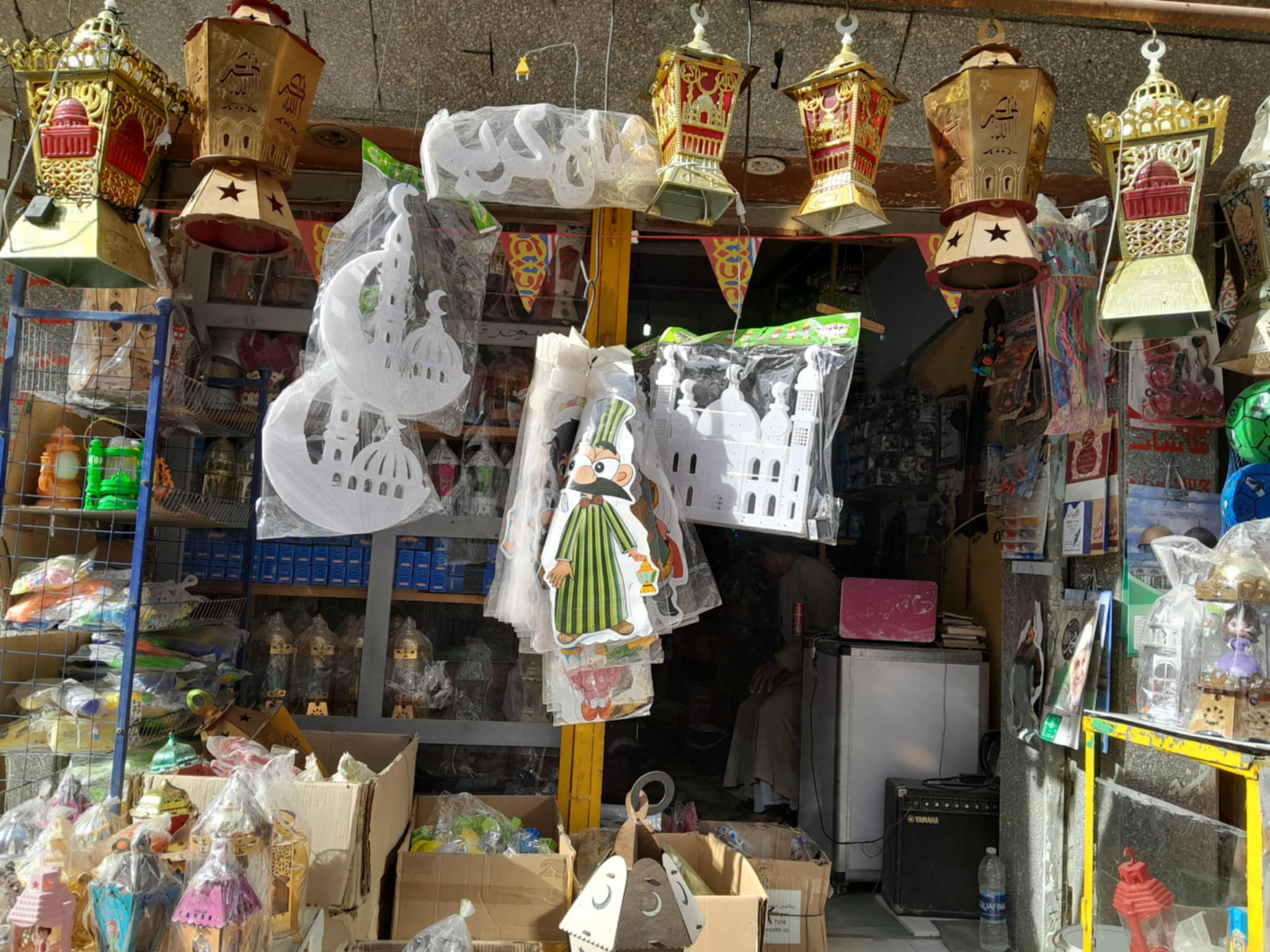 فوانيس رمضان فى مدن سوهاج (3)