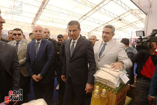 معرض السلع والمنتجات الغذائية بميدان باب الشعرية (7)