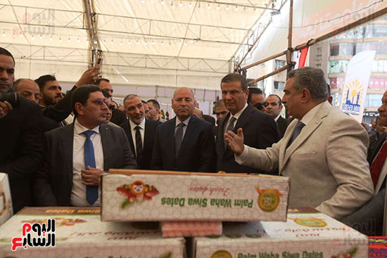 معرض السلع والمنتجات الغذائية بميدان باب الشعرية (11)