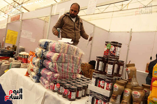 معرض السلع والمنتجات الغذائية بميدان باب الشعرية (21)