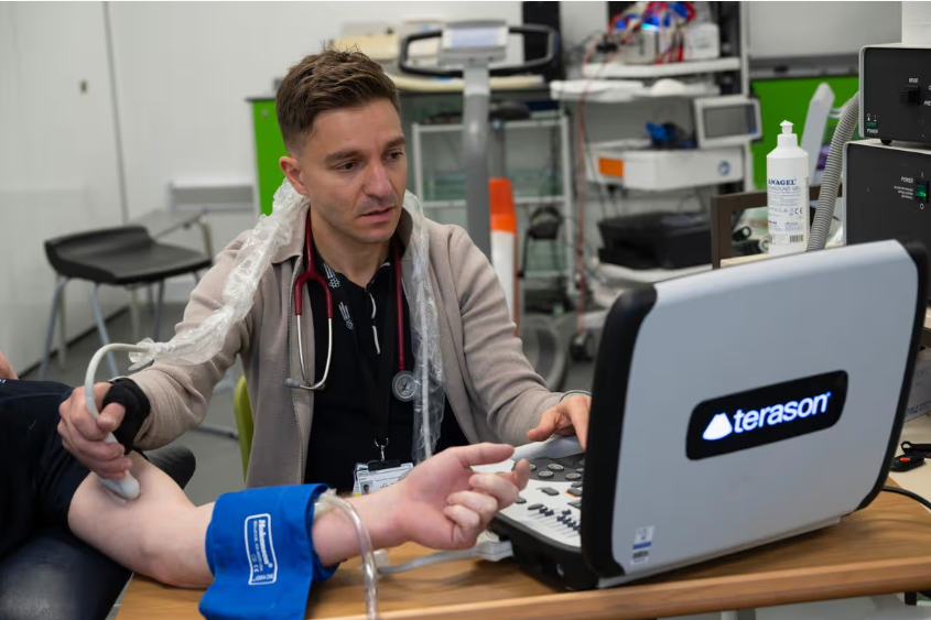 دراسة تأثير السجائر الالكترونية