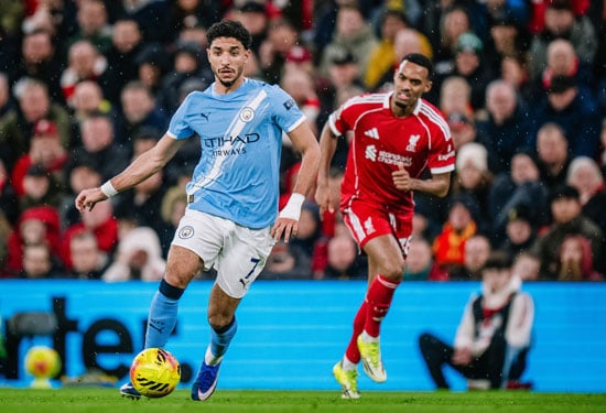 عمر مرموش خلال المباراة