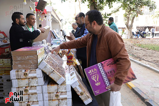 المتحف الزراعي يستضيف مهرجان التمور (1)