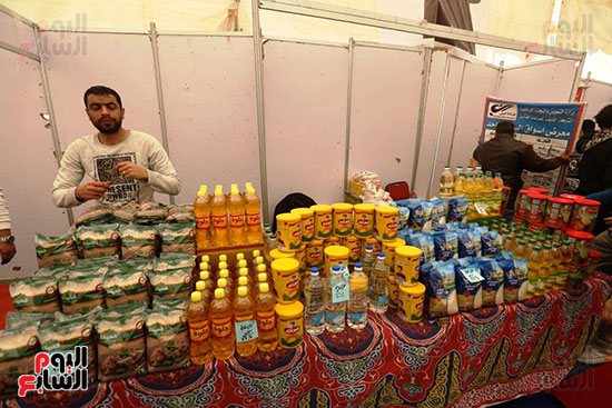 معرض السلع والمنتجات الغذائية بميدان باب الشعرية (32)