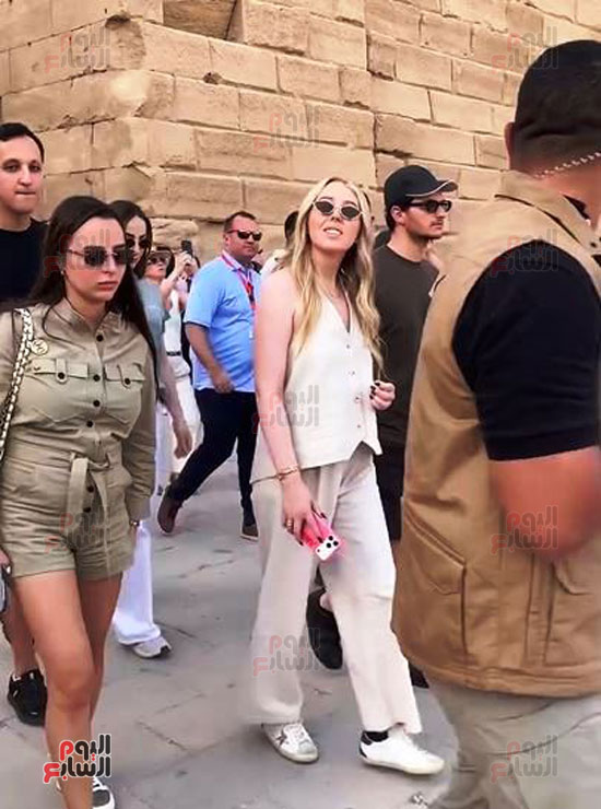 حصرياً-زيارة-تيفانى-ترامب-وزوجها-وأسرتها-معابد-الكرنك-بالأقصر