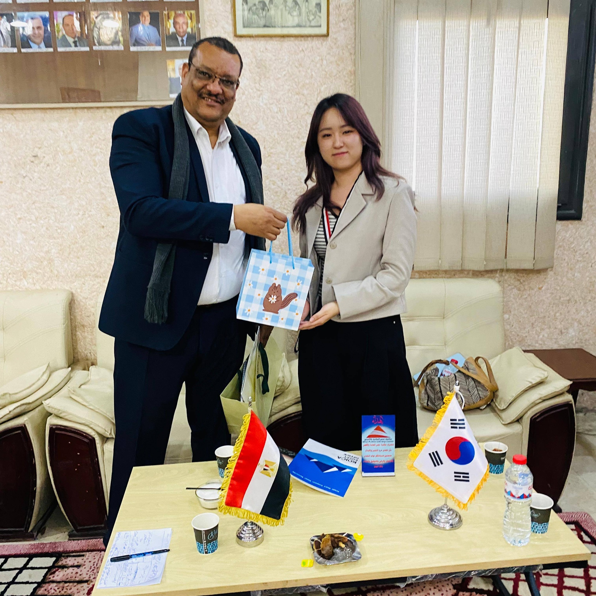 لقاء وفد برنامج الوكالة الدولية الكورية بمصر لتقديم منح برمجة وحاسب آلى