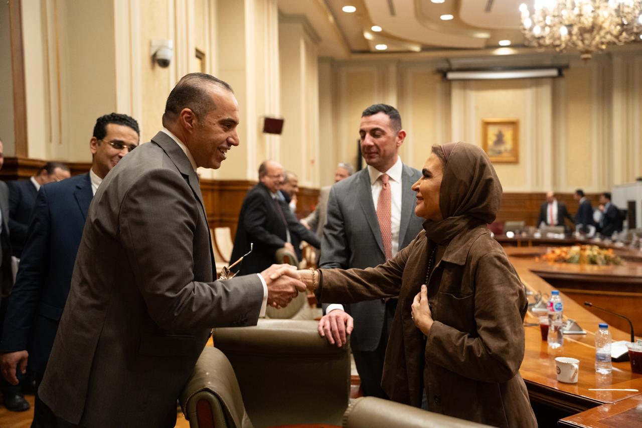 33c78a34-f85f-44ef-b7f4-2c75471d3f3a