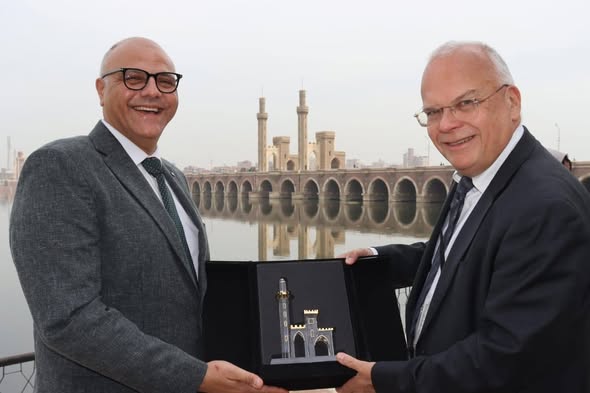 محافظ القليوبية وسفير السويد