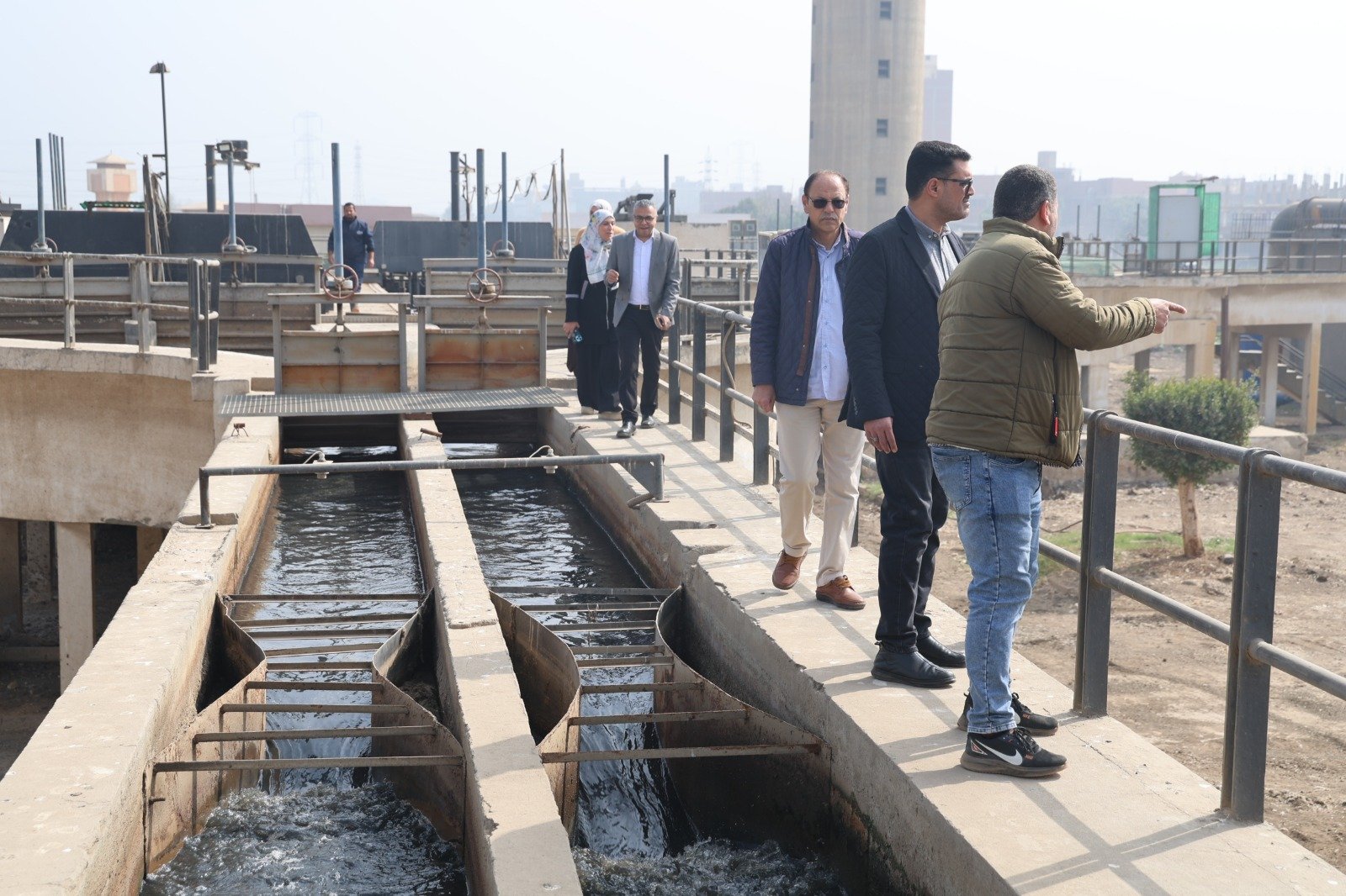 خلال الجولة بالمحطة