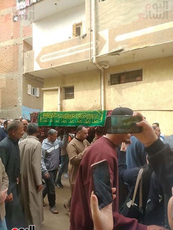 تشييع-الجنازة-(2)