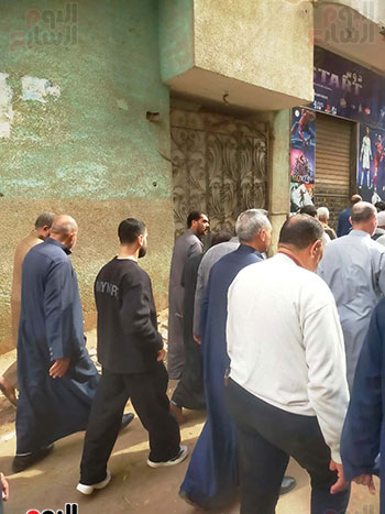 الاهالى-فى-الجنازة