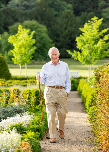 أحب الملك زراعة الخضراوات منذ صغره