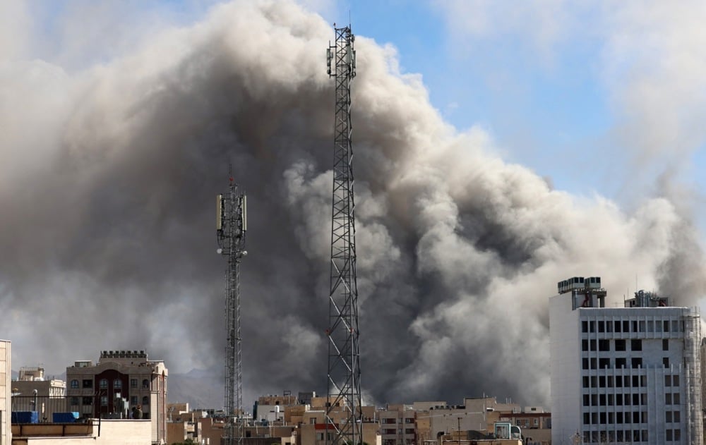 الهجمات الأمريكية الإسرائيلية مستمرة في إيران (4)