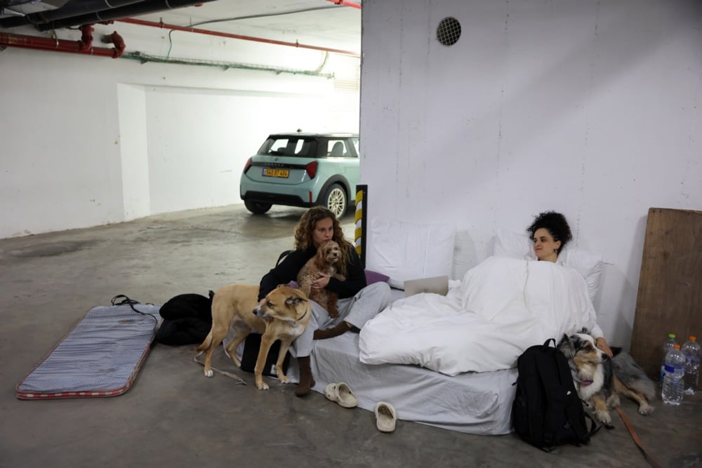 صافرات إنذار وقصف عشوائى.. استمرار الهجمات الإيرانية على إسرائيل (10)