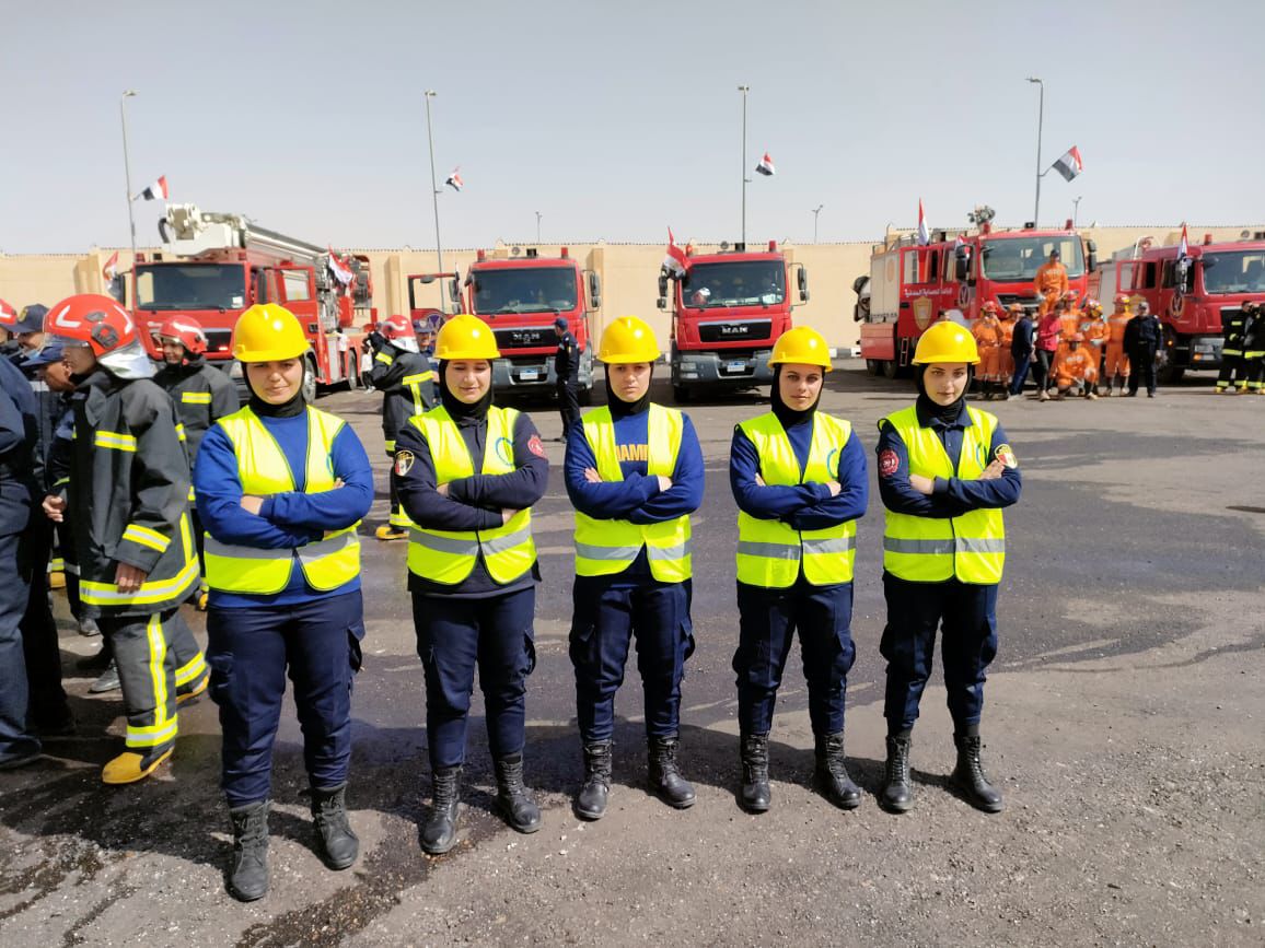 في يومهن العالمي..بنات حواء يصارعن النيران بقلوب حديدية (2)