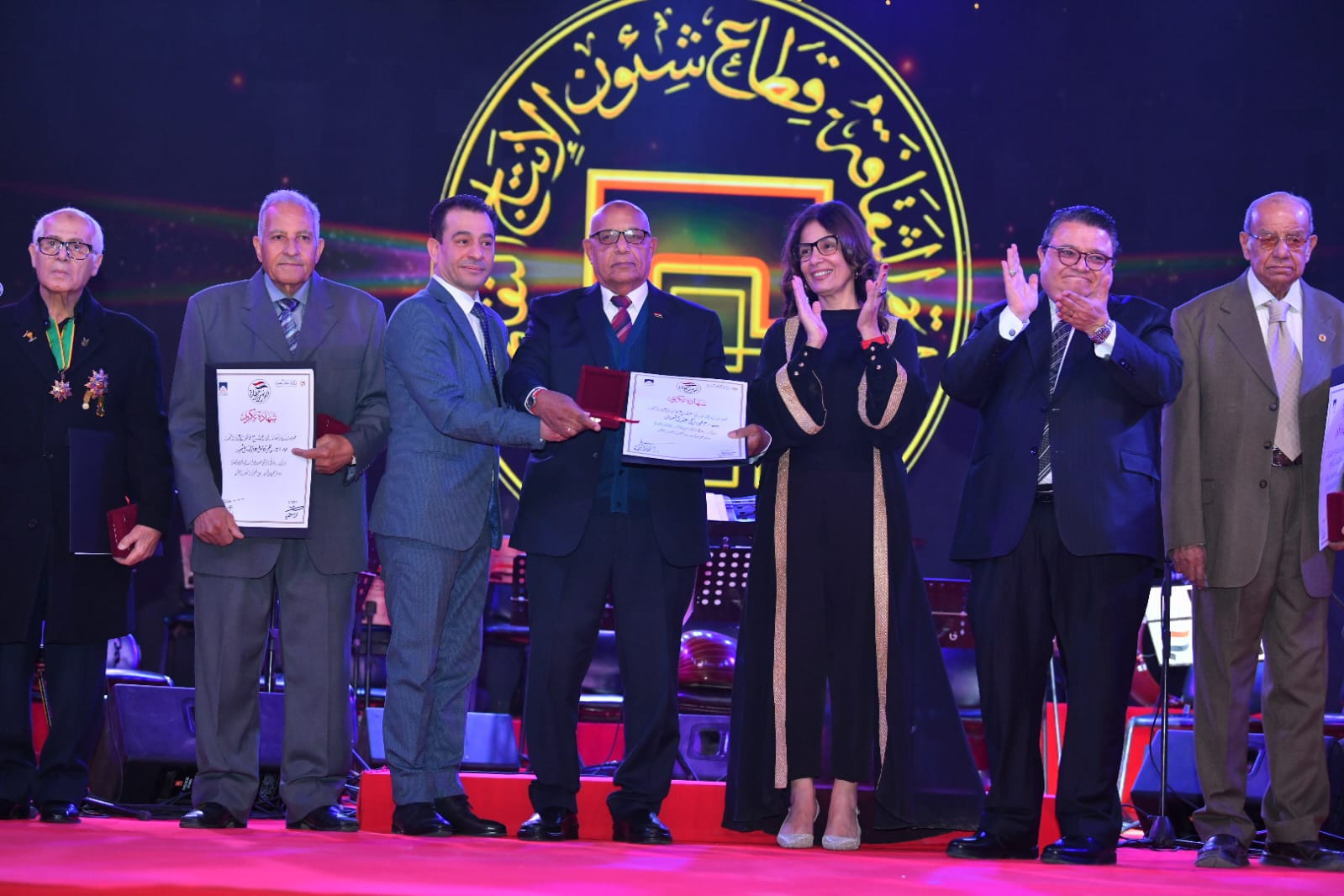 أثناء التكريم أثناء التكريم