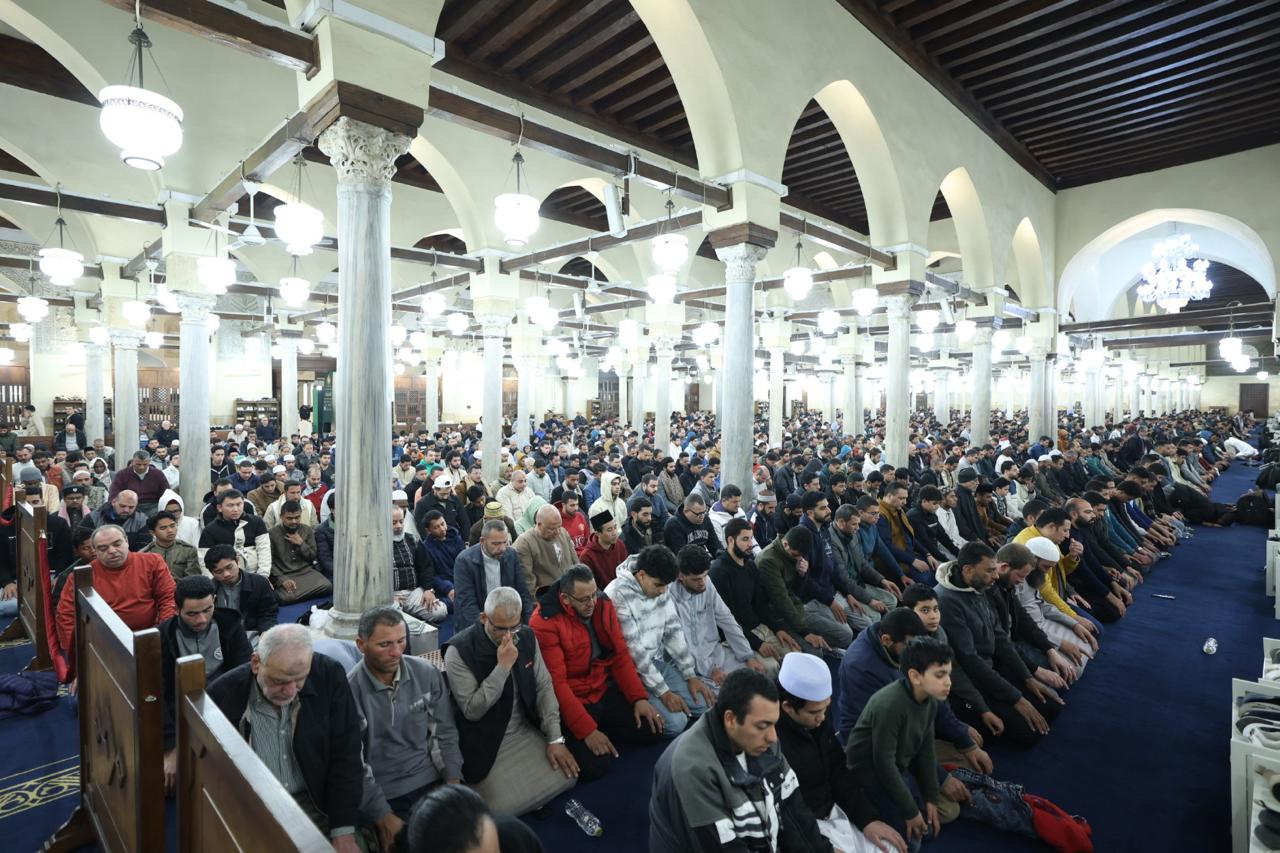 صلاة التراويح بالجامع الأزهر (7)