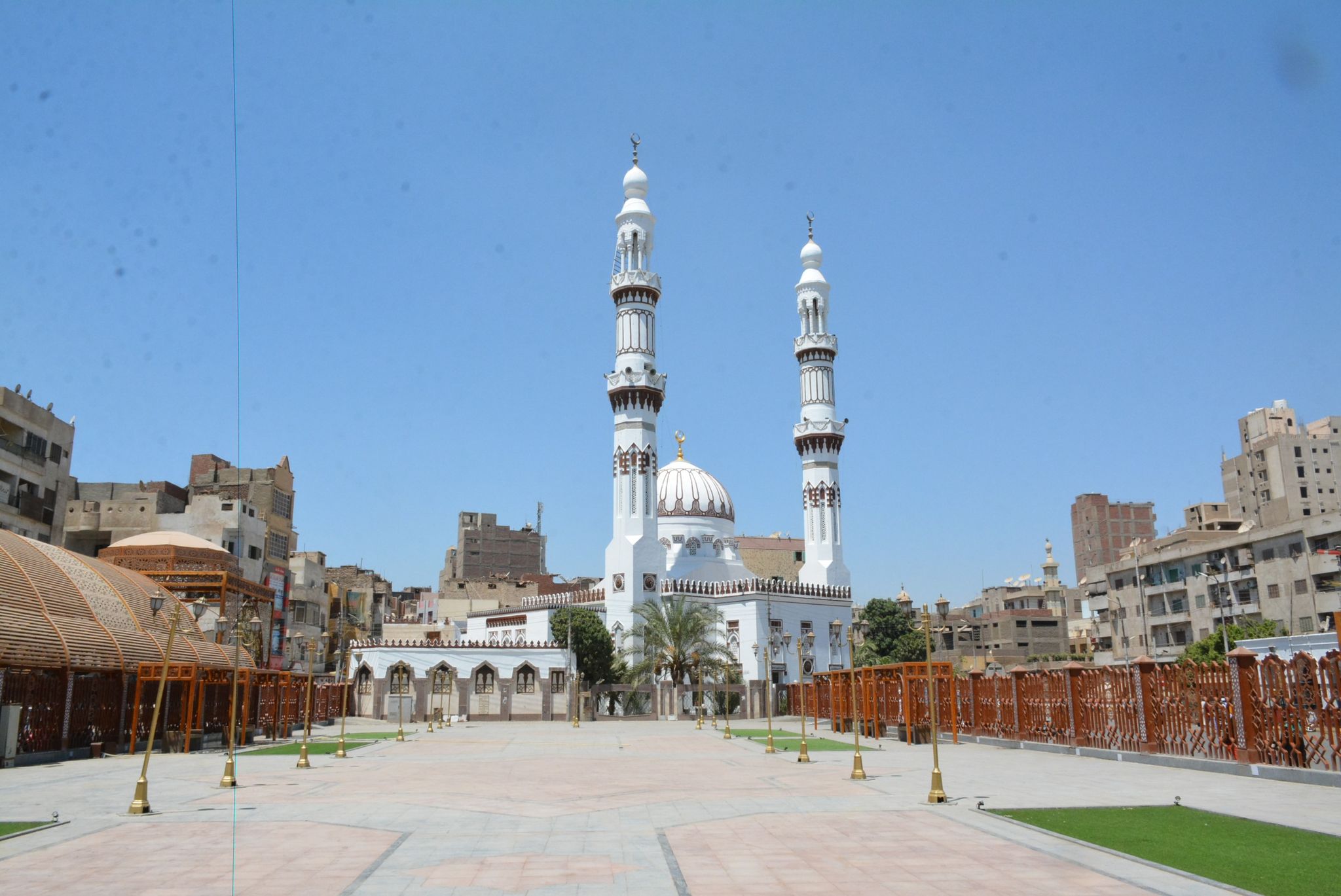 المسجد بعد تطويره