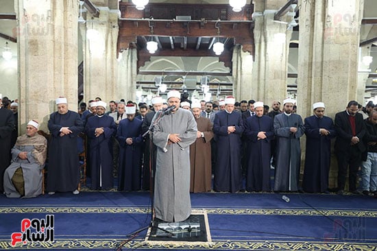 جانب من صلاة العشاء والتراويح جانب من صلاة العشاء والتراويح