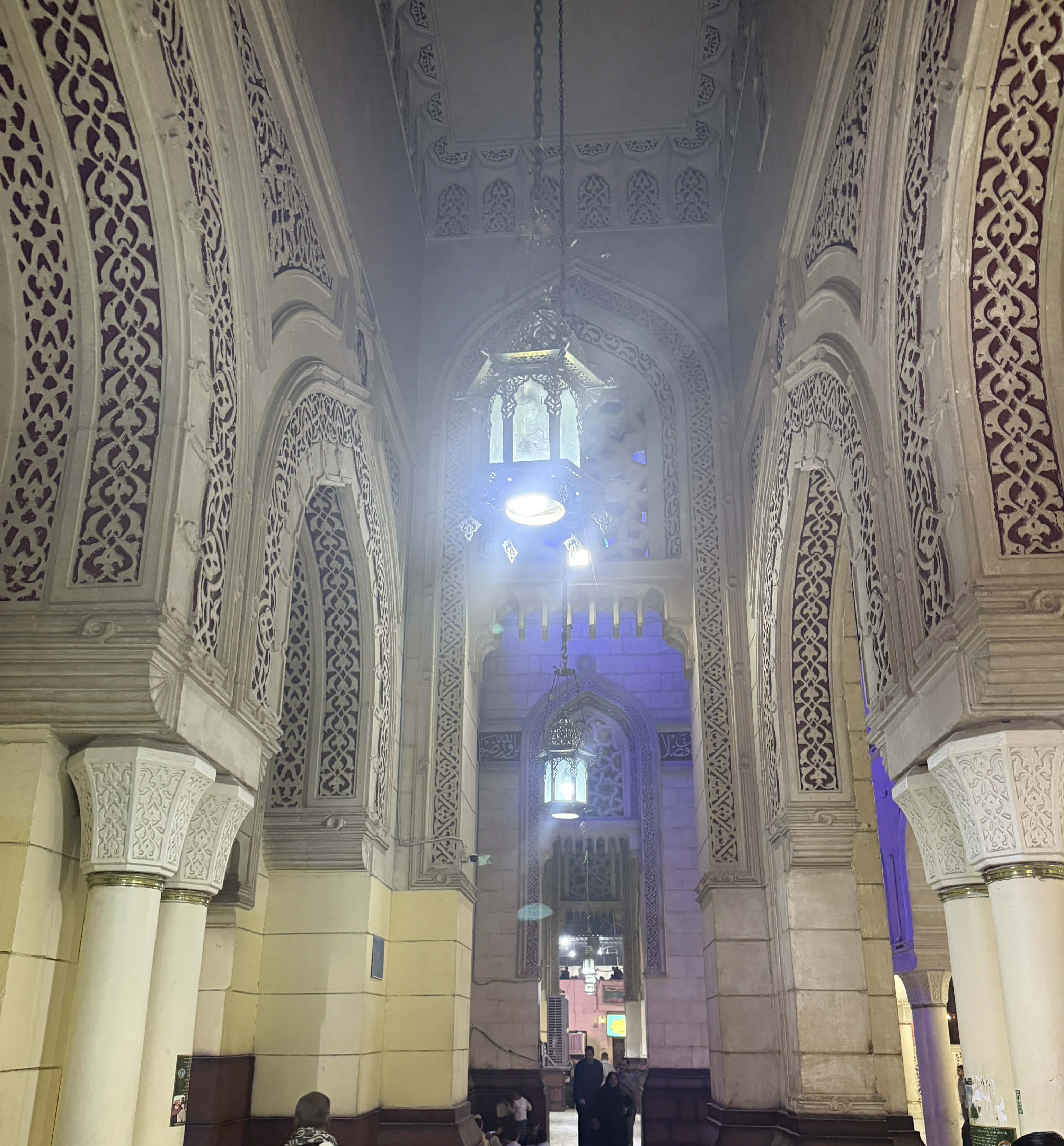 _مدخل المسجد 