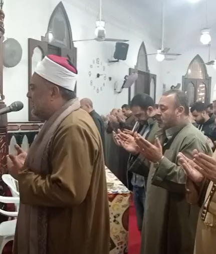 دعاء القنوت بمسجد الاستاد