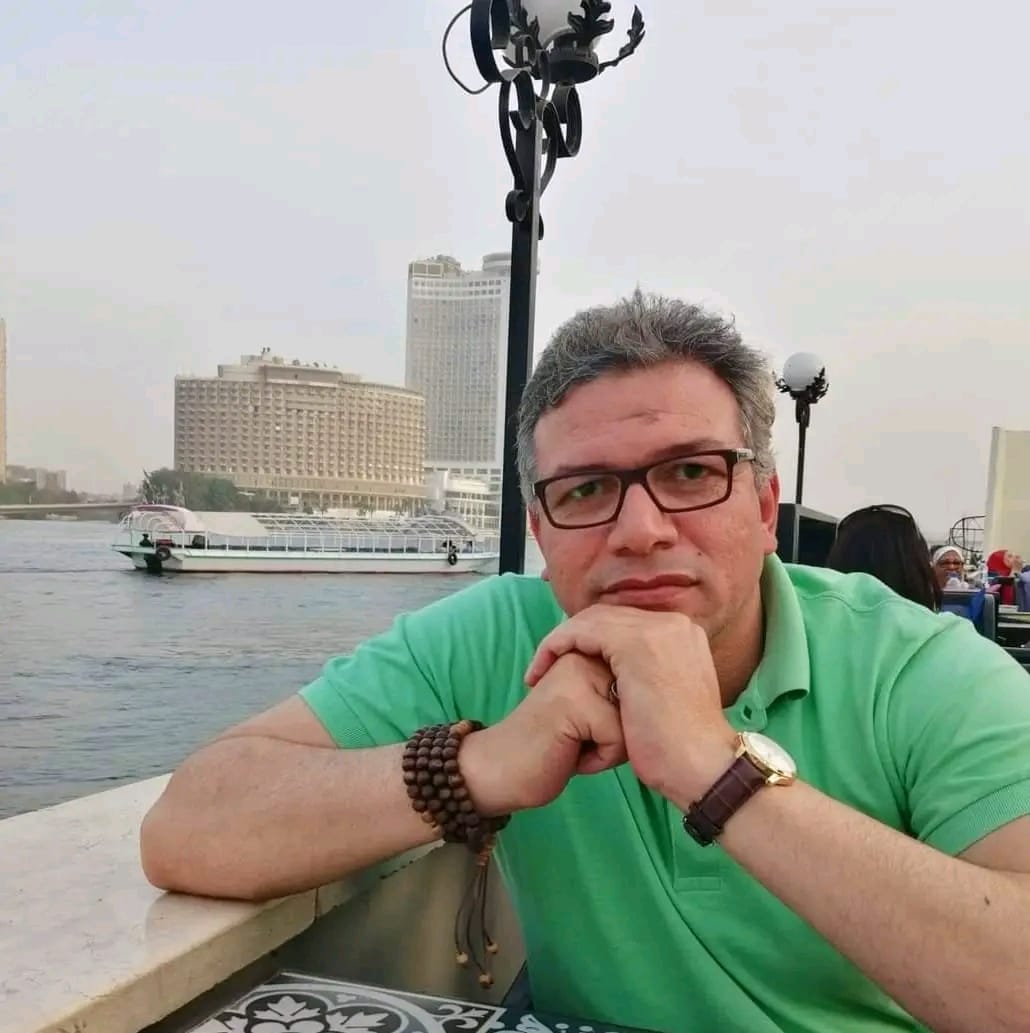 الشاعر يسرى زكى