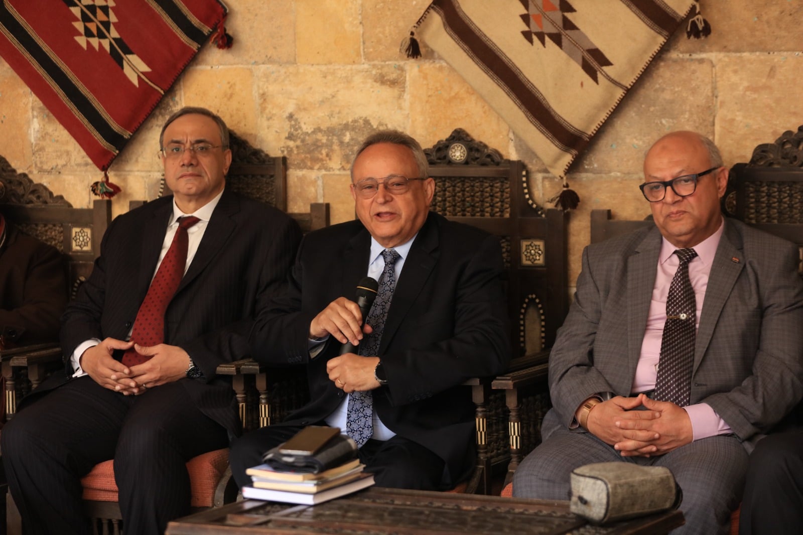 جانب من الندوة