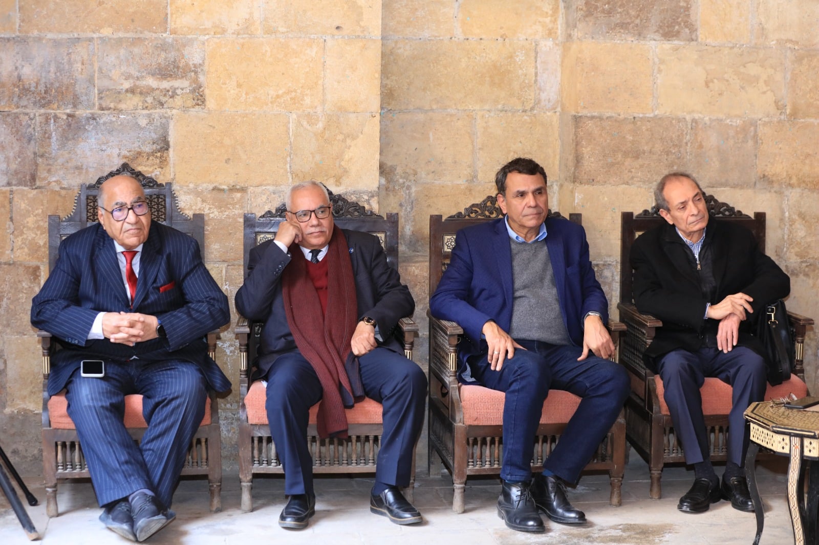 ندوة تأثير التكنولوجيا الحديثة على الثقافة