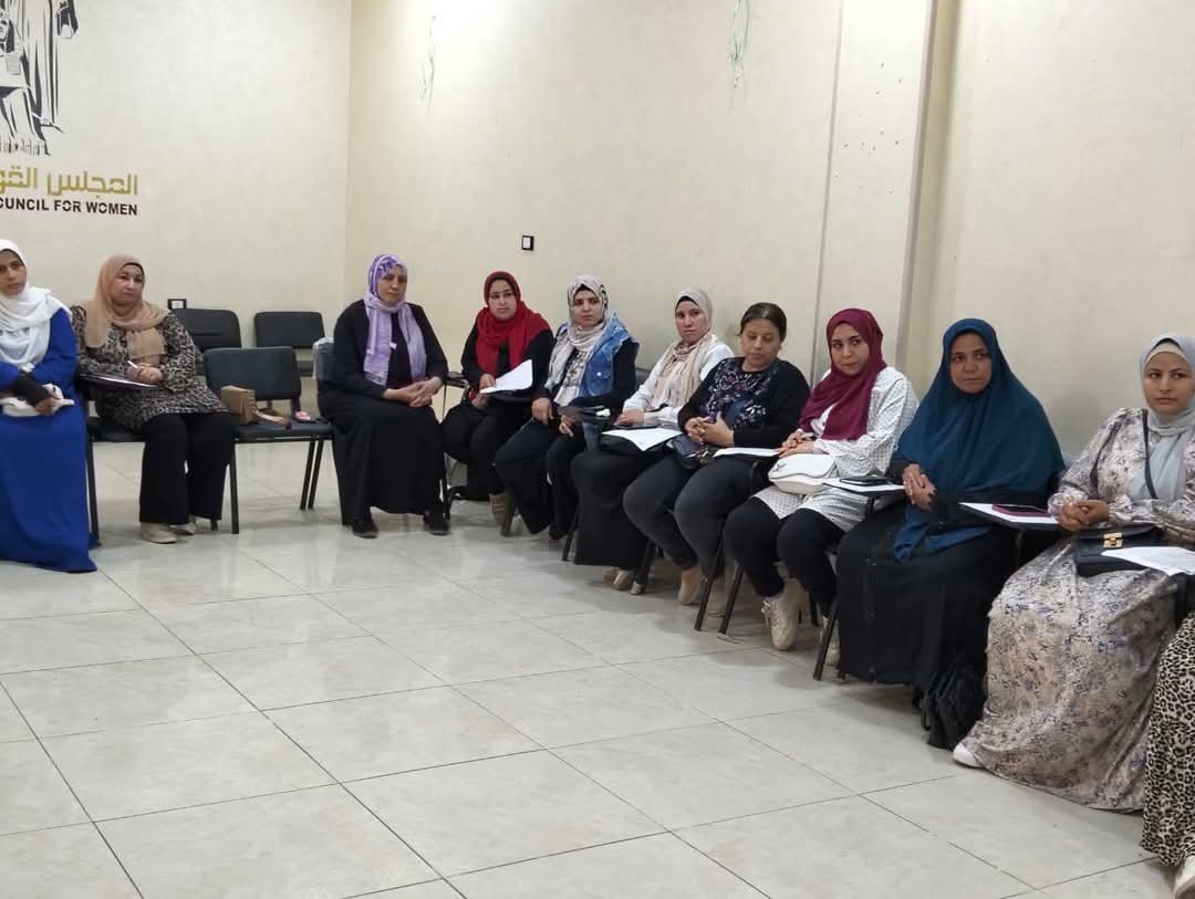 جانب من الندوات