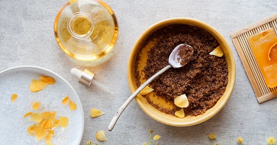 تقشير البشرة